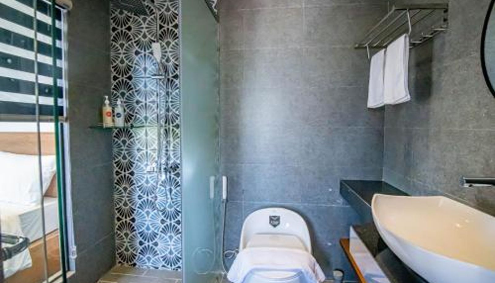 Salle de bain - Lantana House Boutique Da Nang - Near My Khe Beach & Dragon Bridge