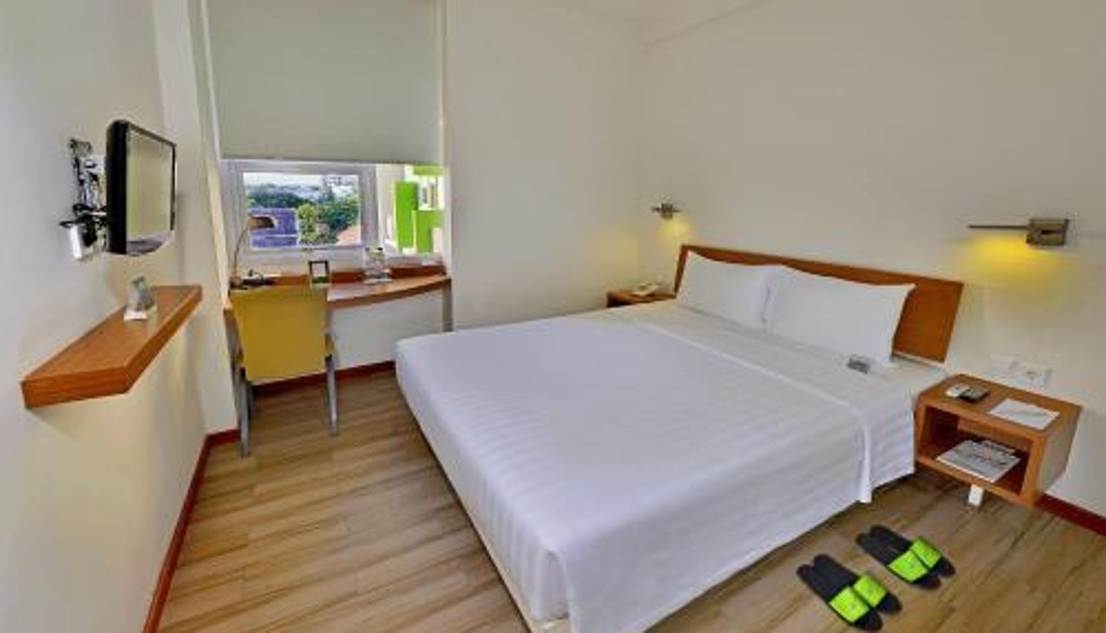 Zimmer - Whiz Hotel Malioboro Yogyakarta