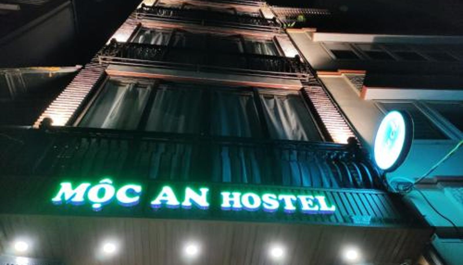 Info - Mộc An Hostel HN - by BAY LUXURY