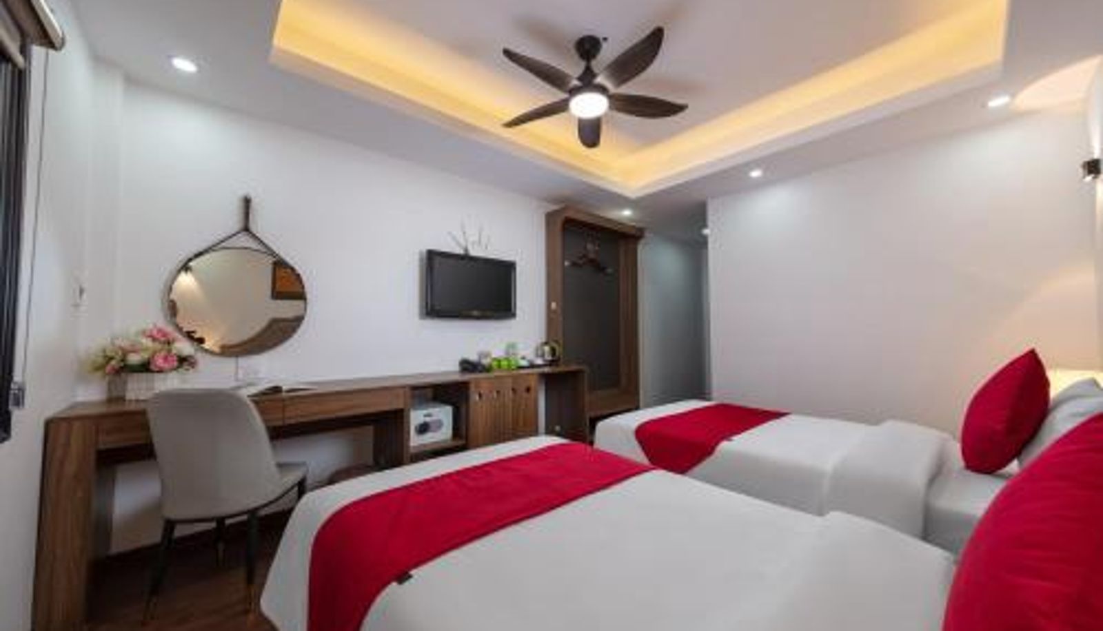 Camera - Hanoi Liliane Hotel and Travel