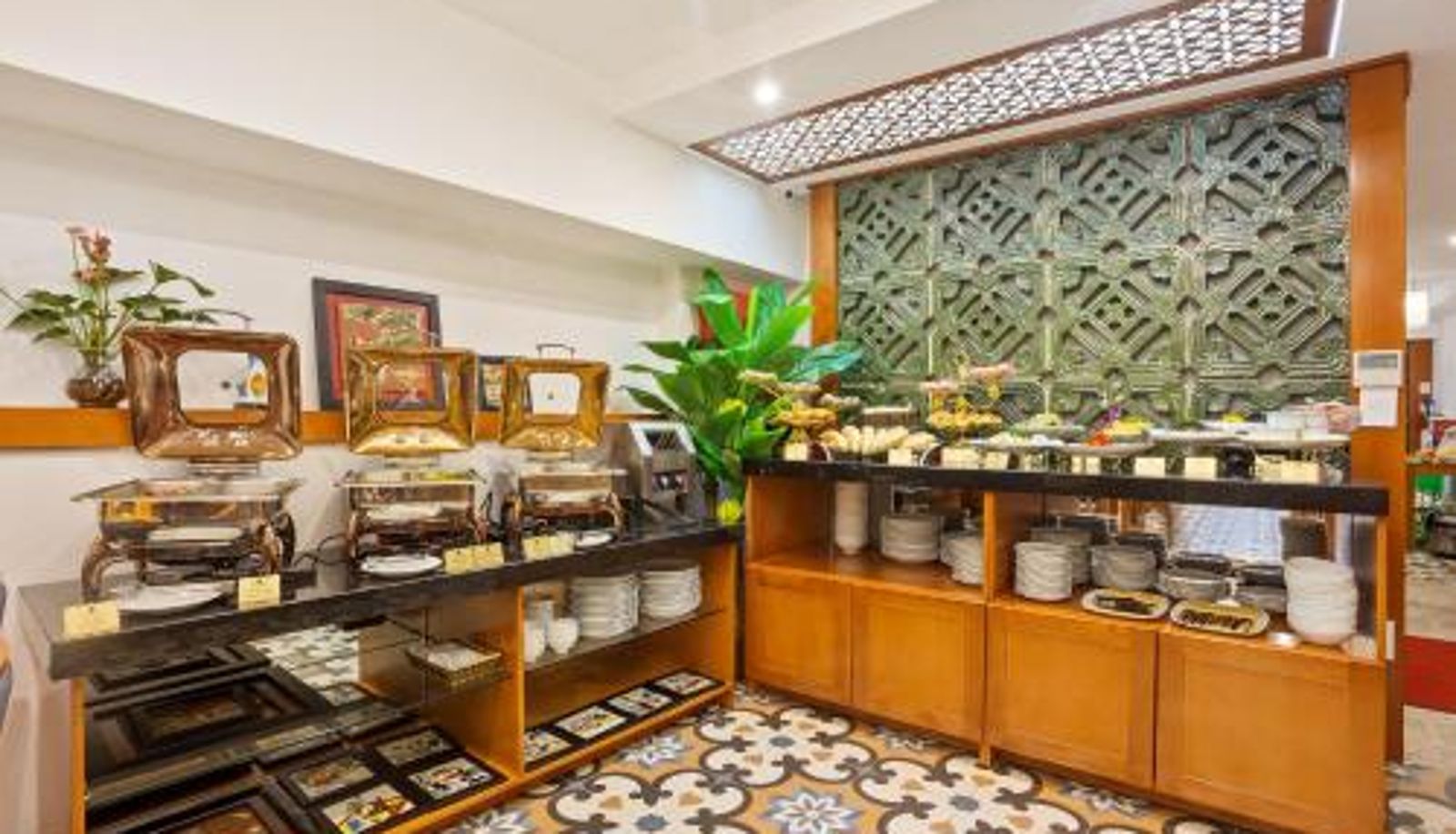 Ontbijtzaal in het restaurant - Hanoi Golden Holiday Hotel