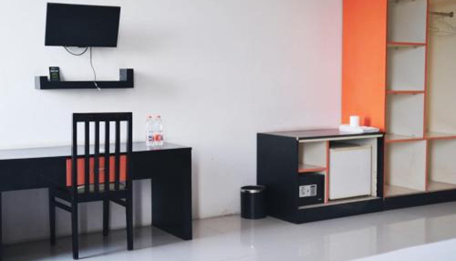 Zimmer - Urbanview Hotel Asyra Makassar