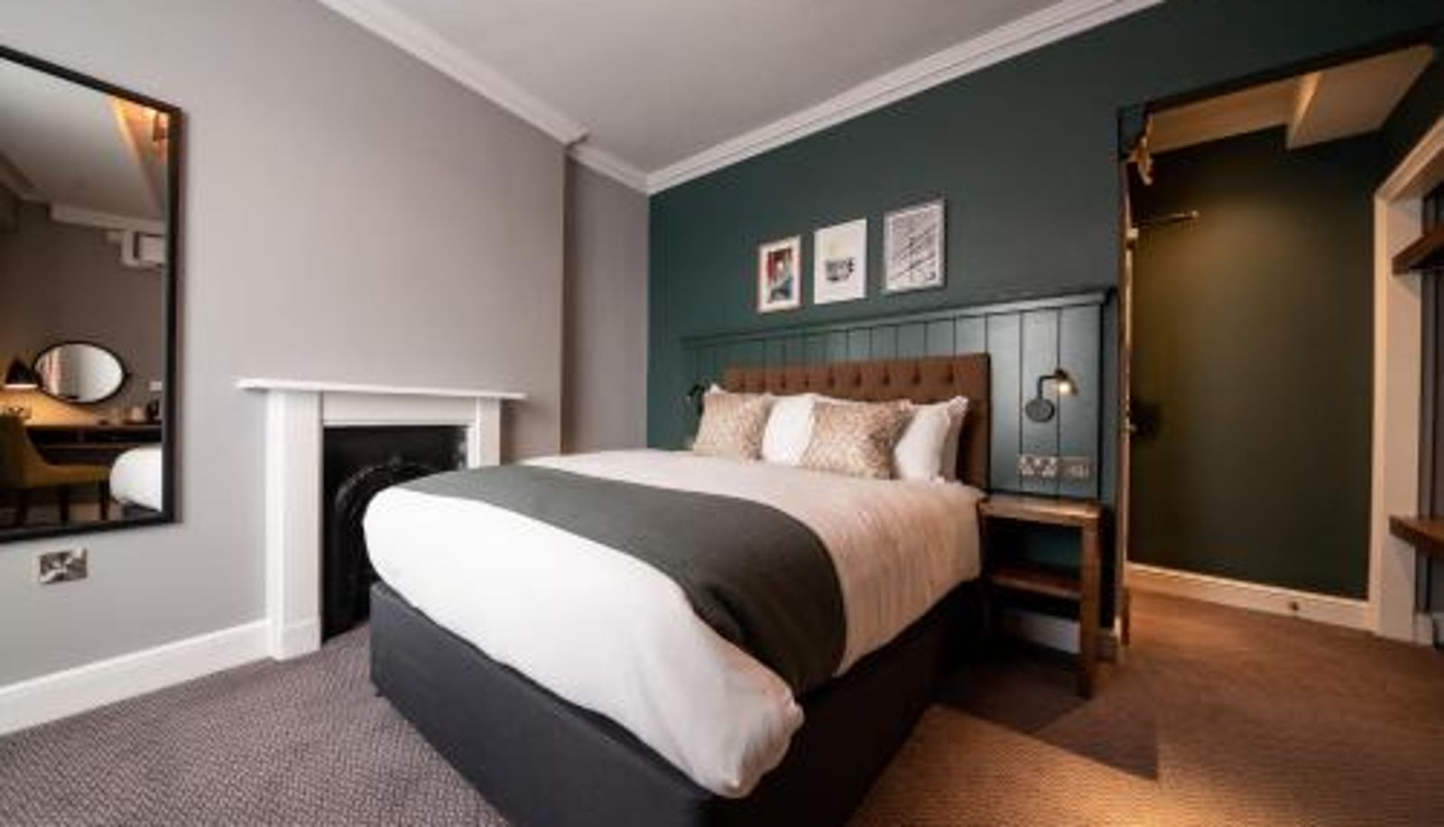 Room - The Mitre by Innkeeper's Collection