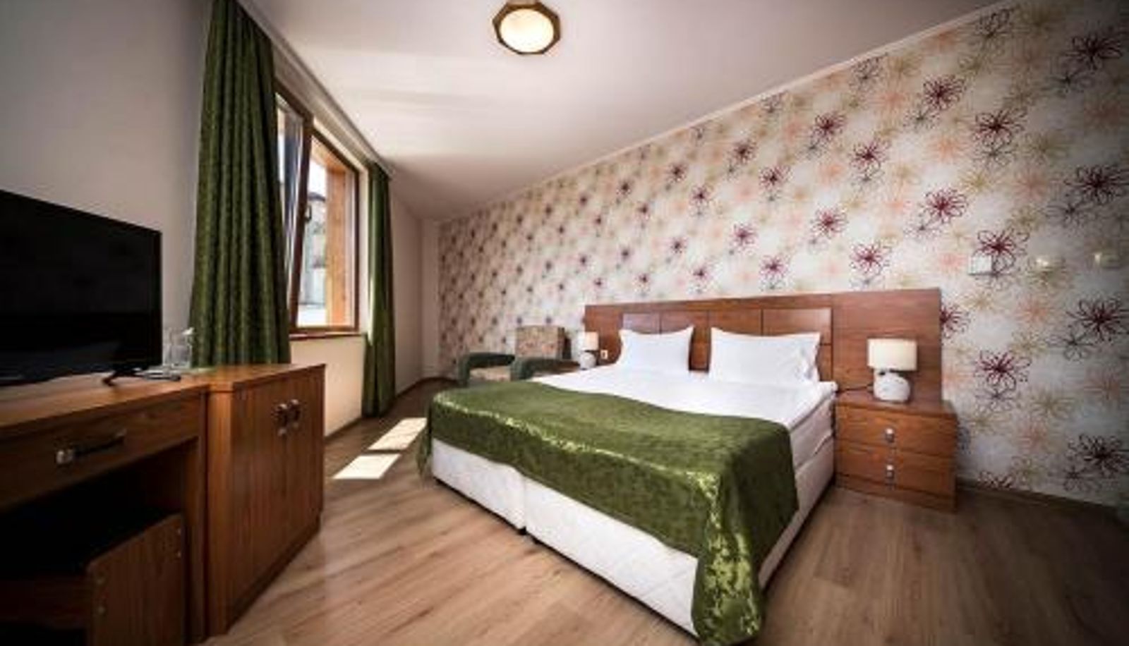 Info - SPA Hotel Elbrus