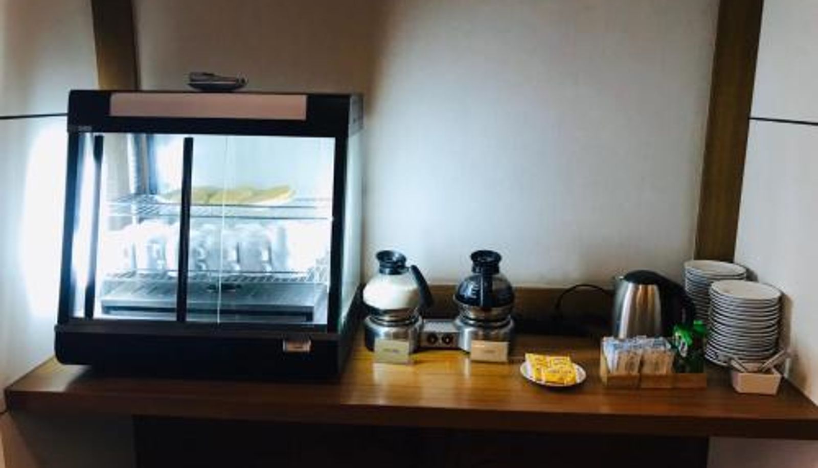Frühstücksraum innerhalb des Restaurants - Aonang Eco Inn Krabi