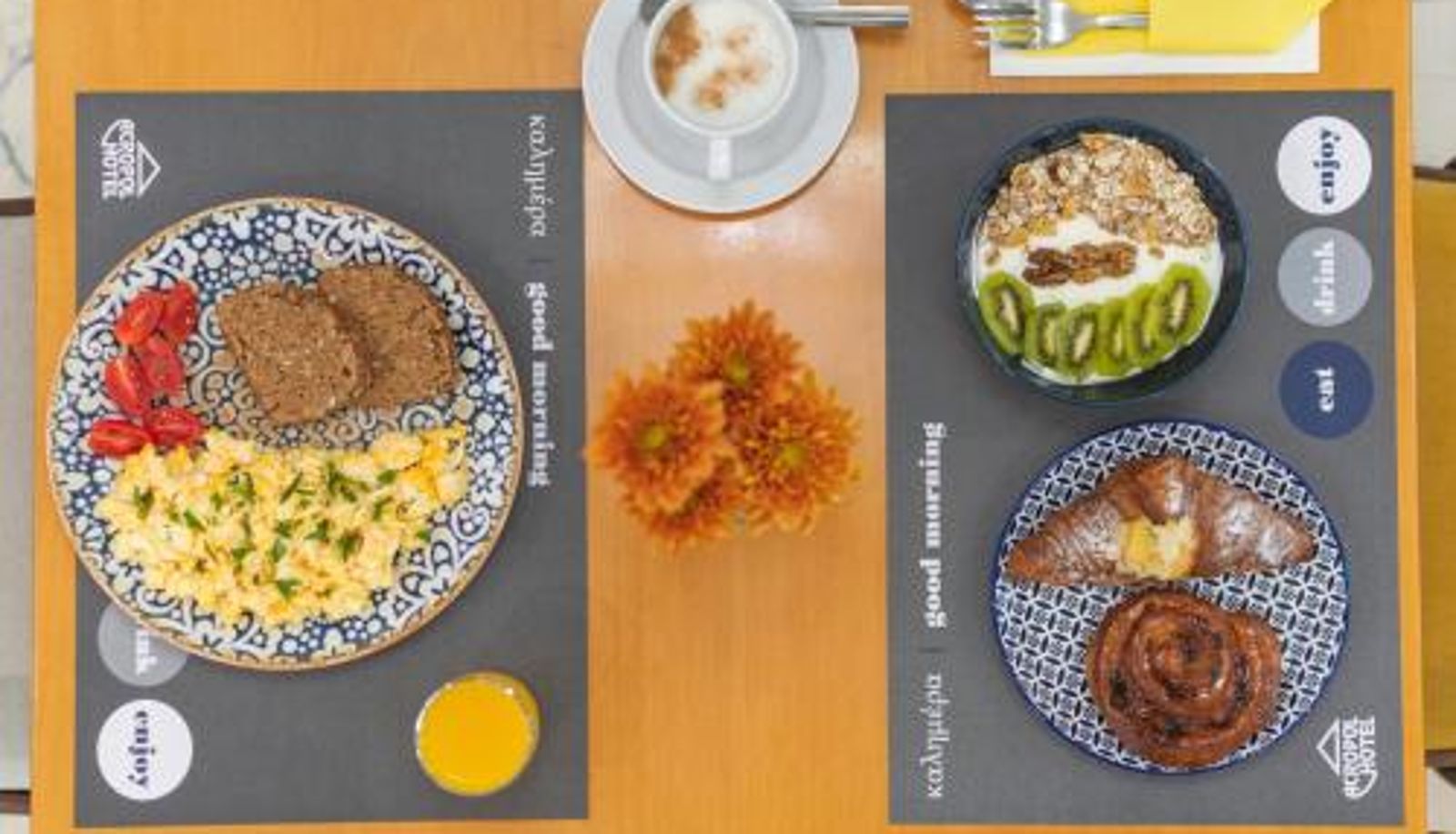 Frühstücksraum innerhalb des Restaurants - Acropol Hotel