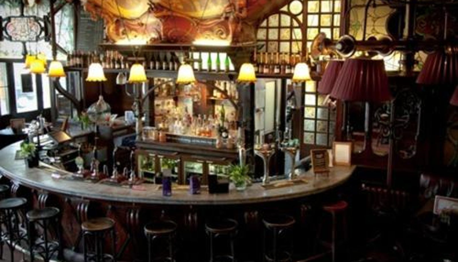Bar - The Warrington