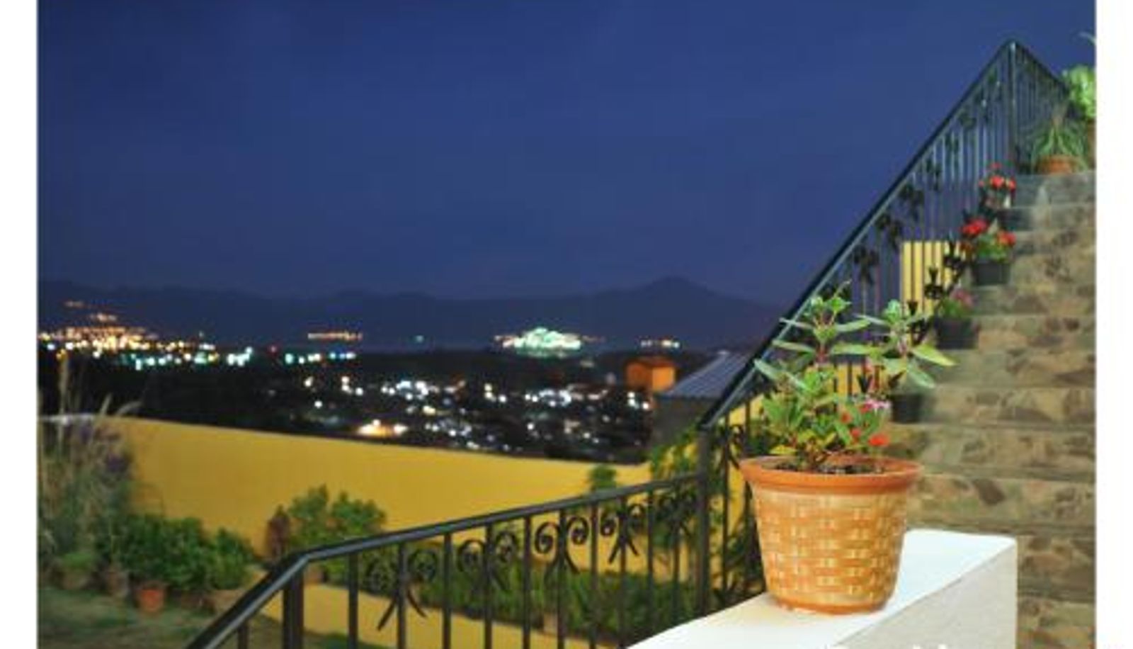 Info - Mirador del Lago