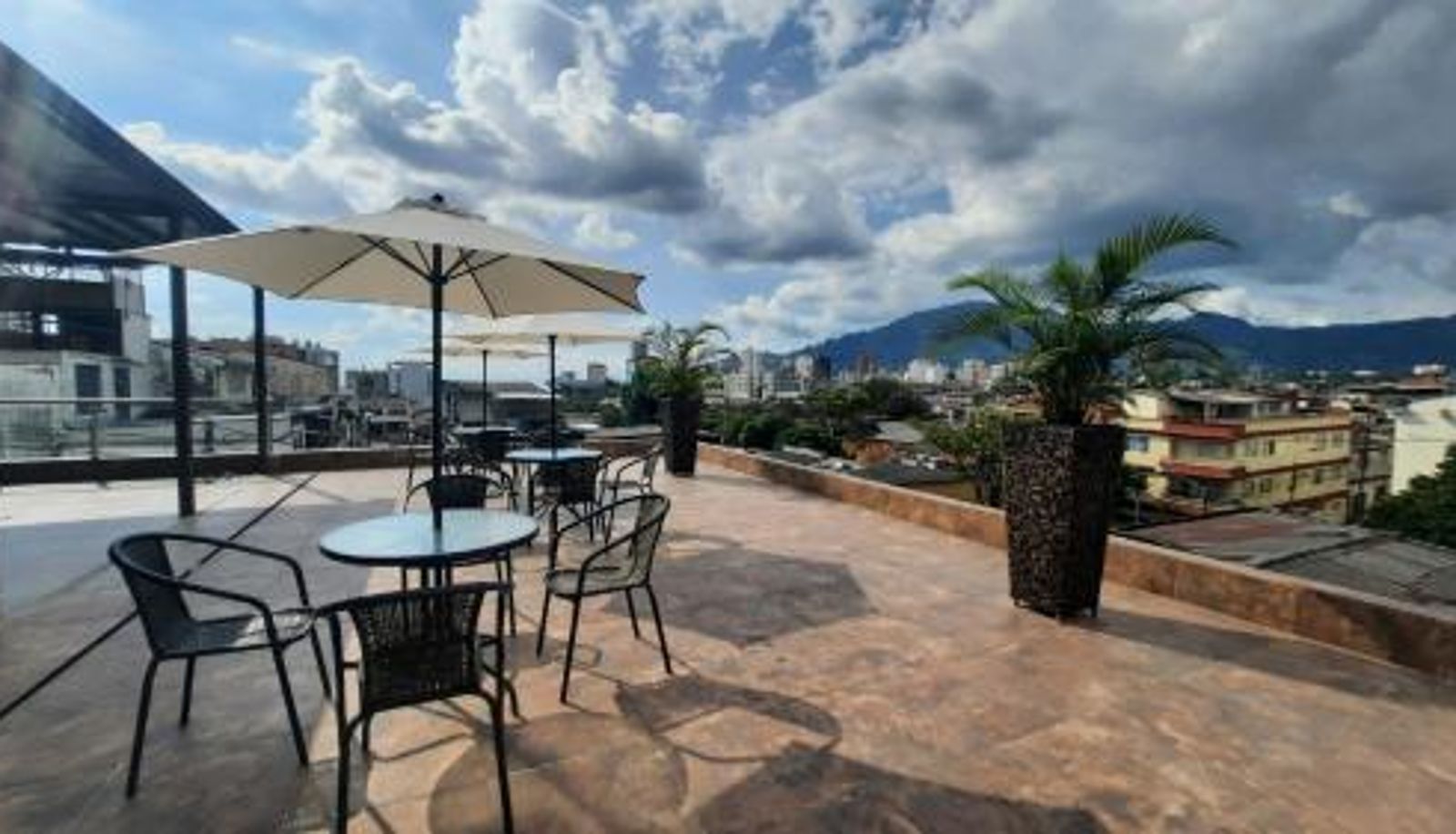 Información - Bayit Tov Circunvalar Hotel