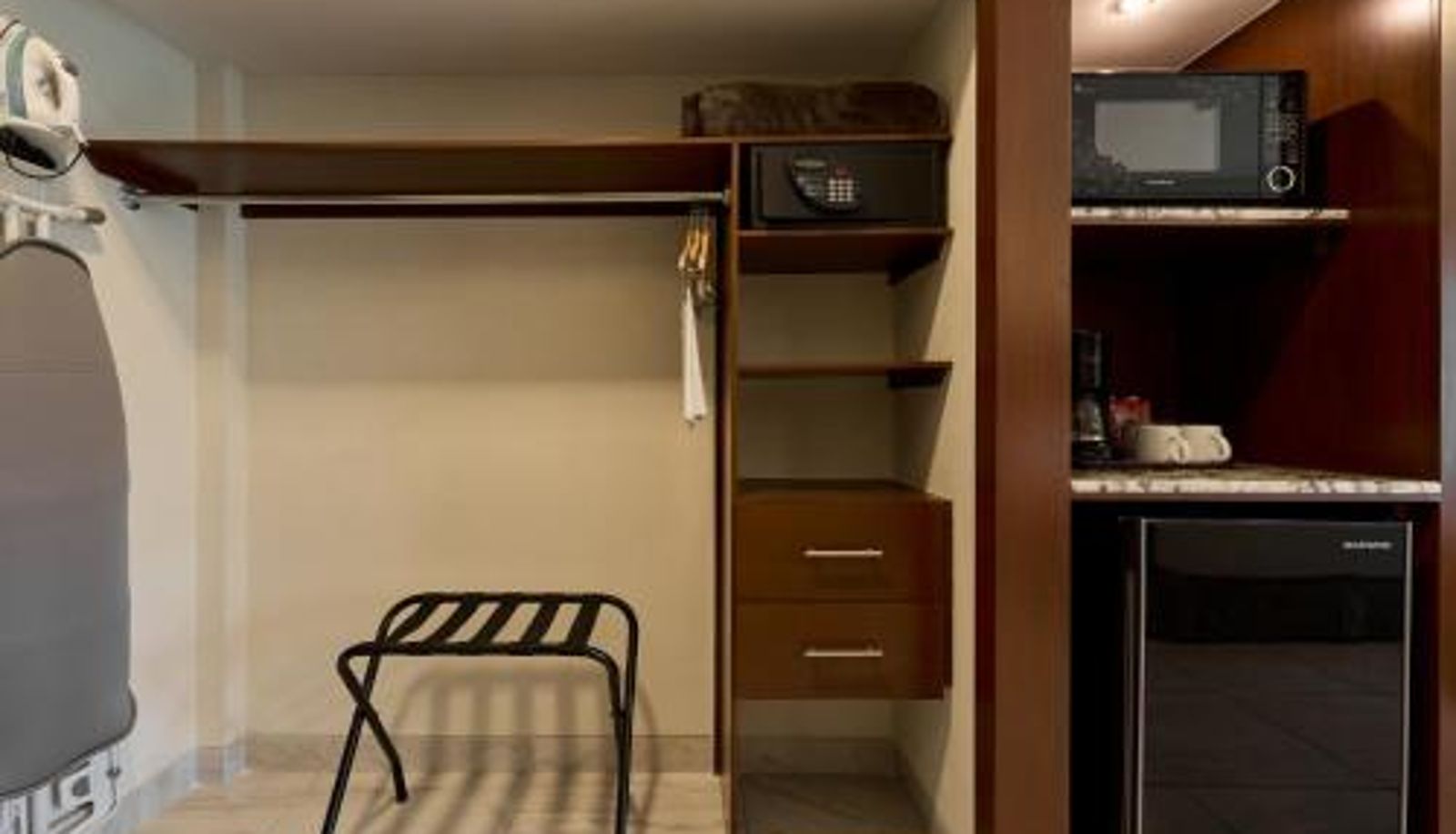 Habitación estándar - Hotel Estancia Business Class