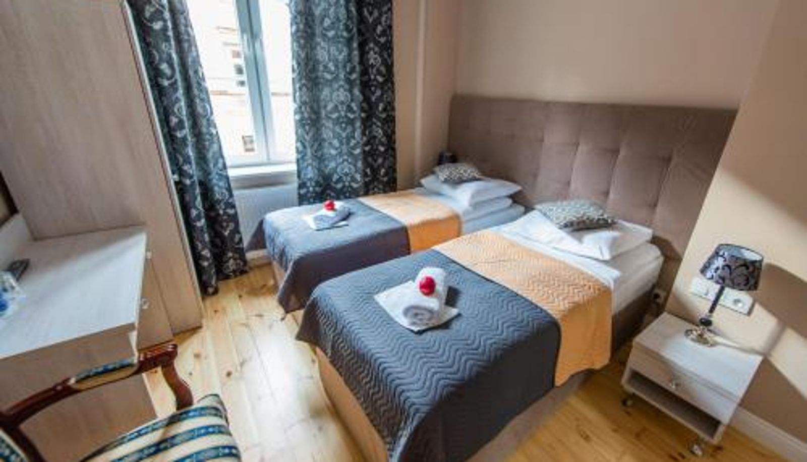 Info - Old Town Boutique Rooms