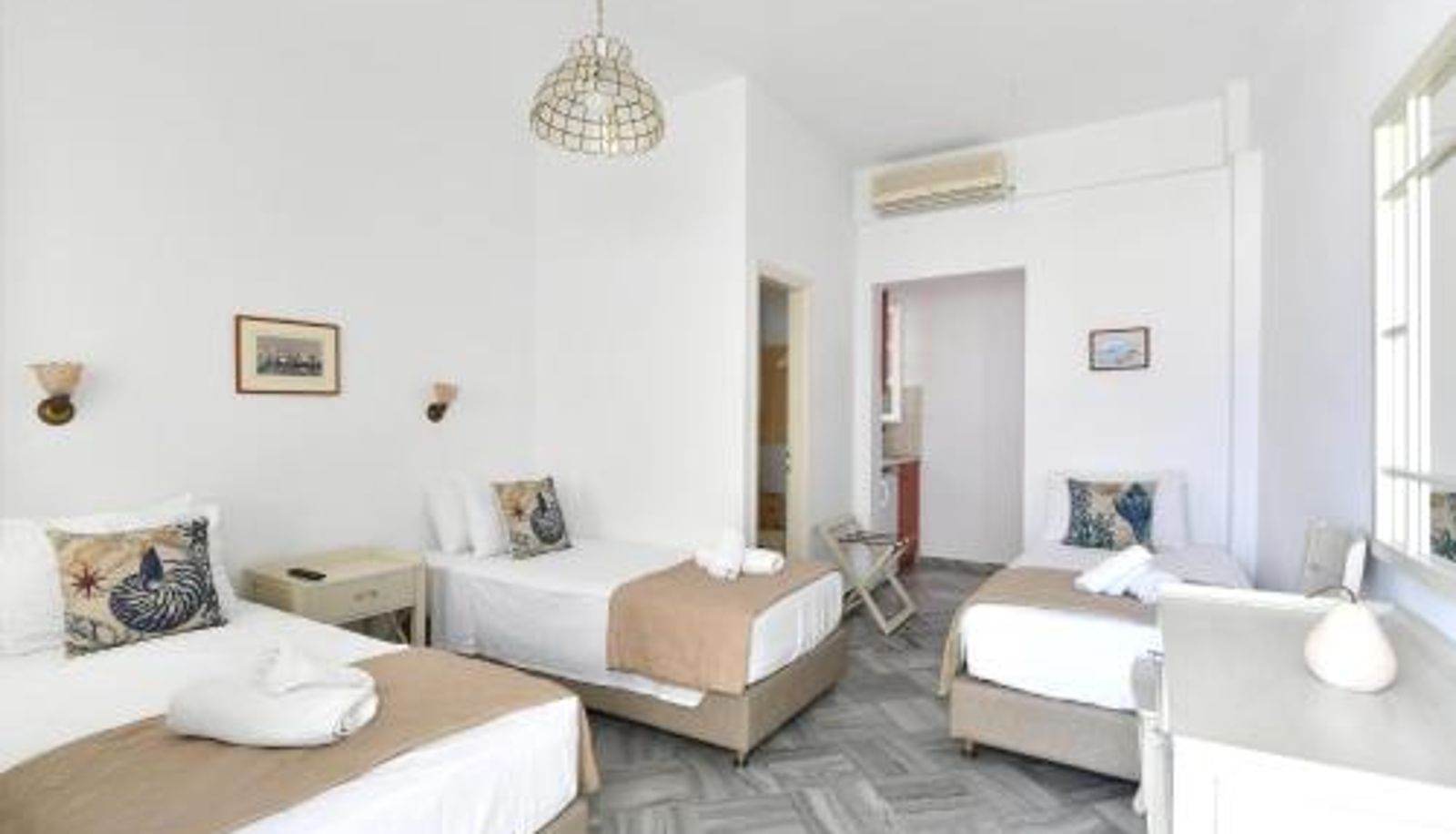 Standard room - Hara Studios and Apartments