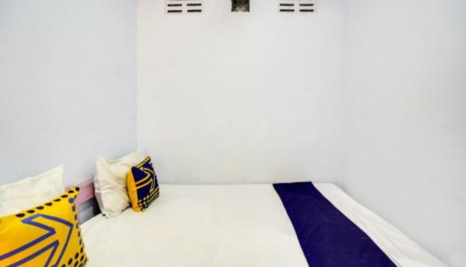 Habitación - OYO Life 91626 Rr Kost Putri Syariah