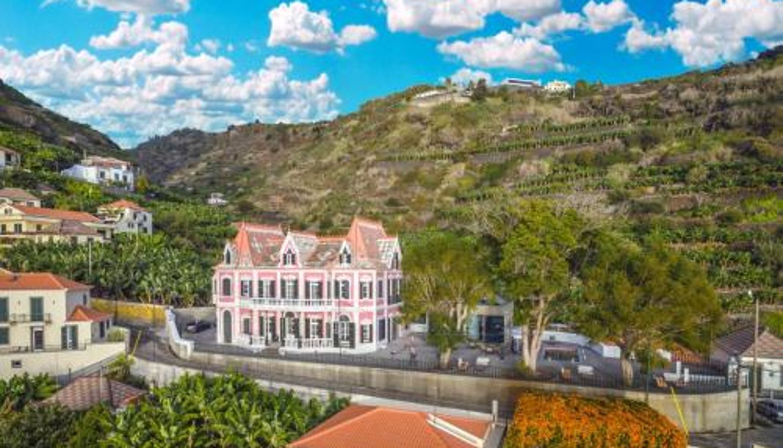 Info - 1905 Zino's Palace