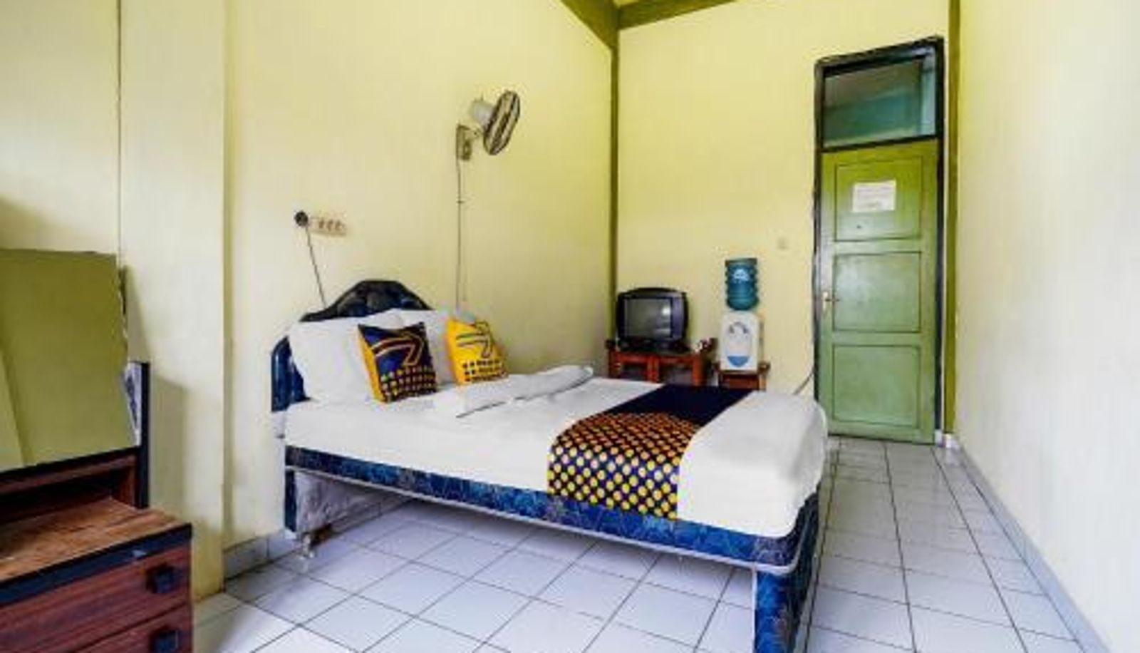 Pokój - SPOT ON 91064 Wisma Lec Syariah