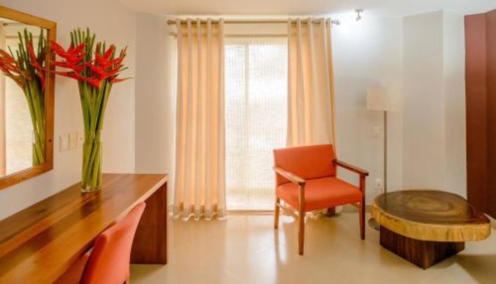 Room - Hotel Loma Real