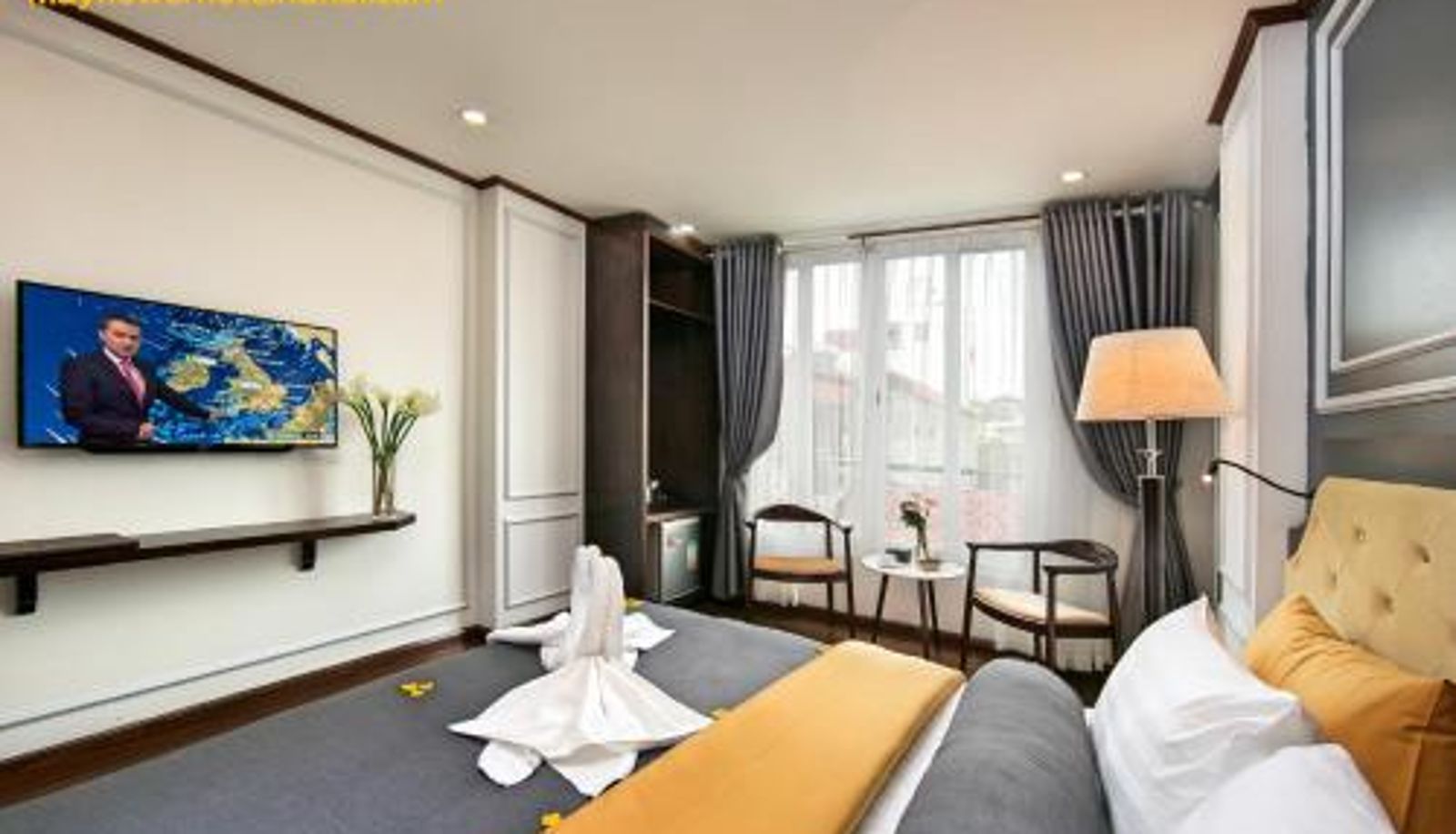 Suite - MayFlower Hotel- Central Old Quarter
