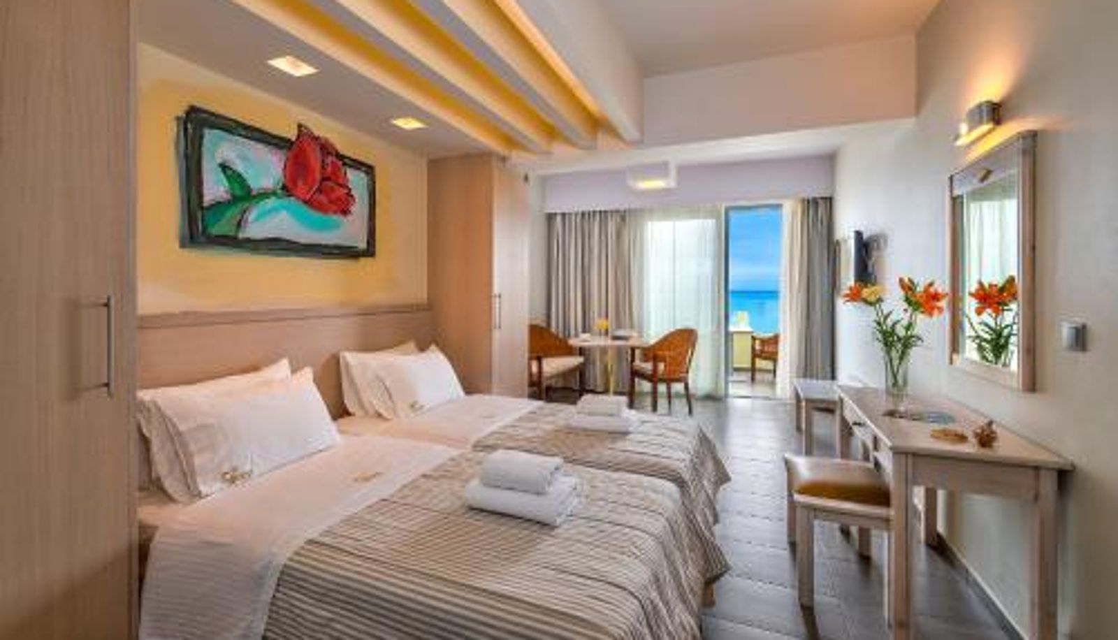 Dreibettzimmer - Palm Beach Hotel Apartments