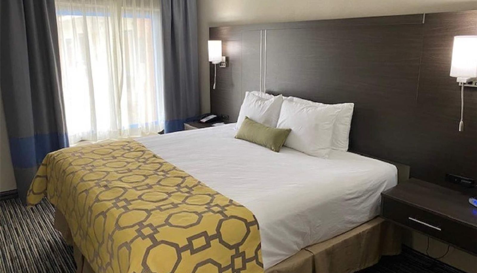 Habitación - Baymont by Wyndham Topeka