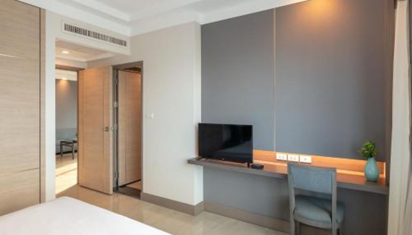 Suite - Jasmine City Hotel Asoke Bangkok