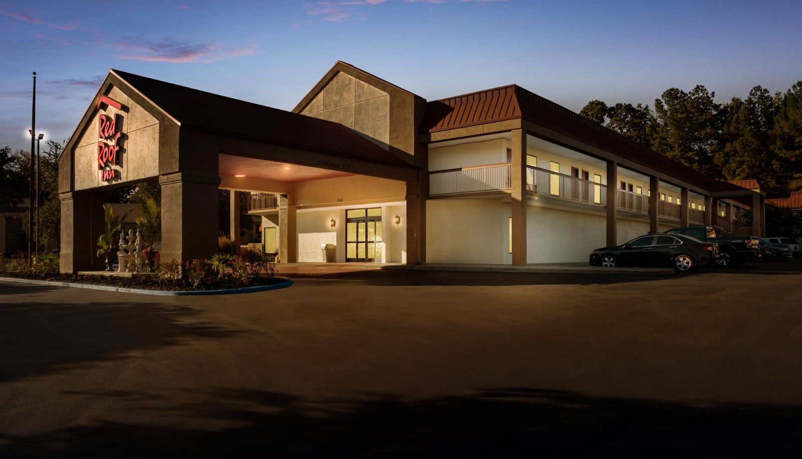 Info - Red Roof Inn Tupelo