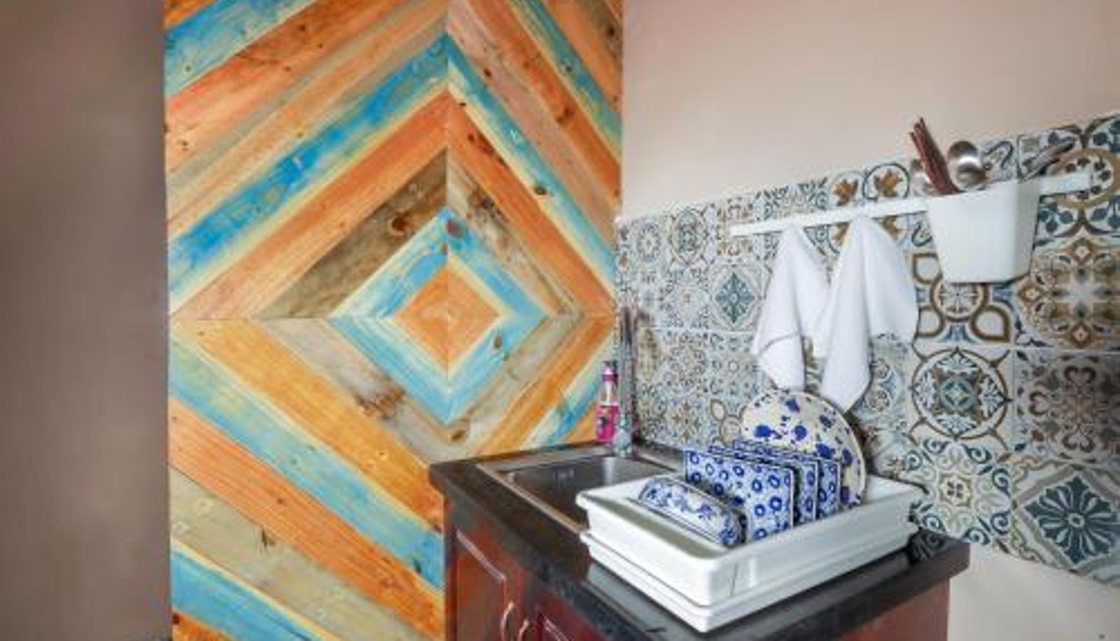 Info - Little Anh House