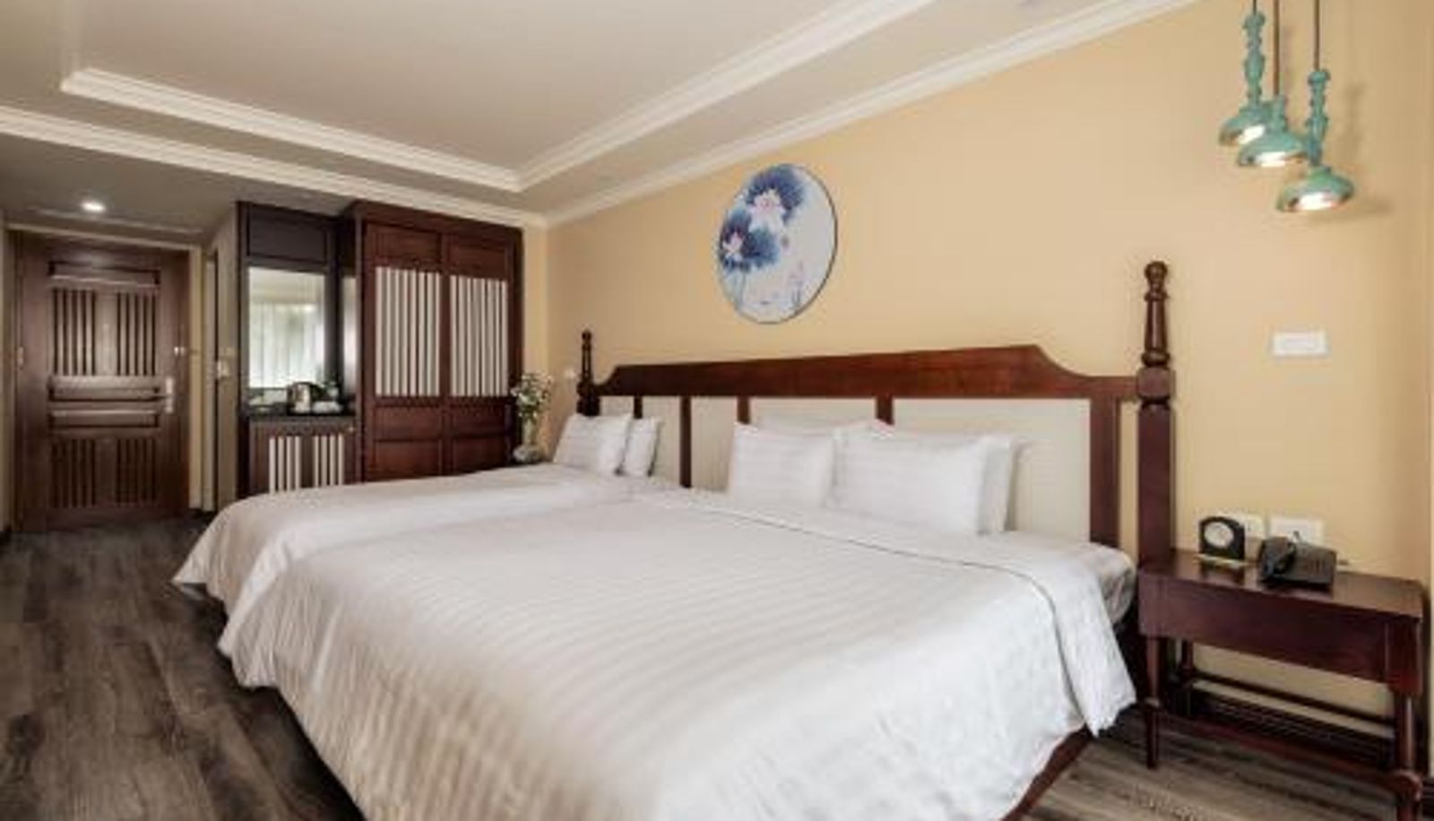 Zimmer - The Lotus Aman Hotel