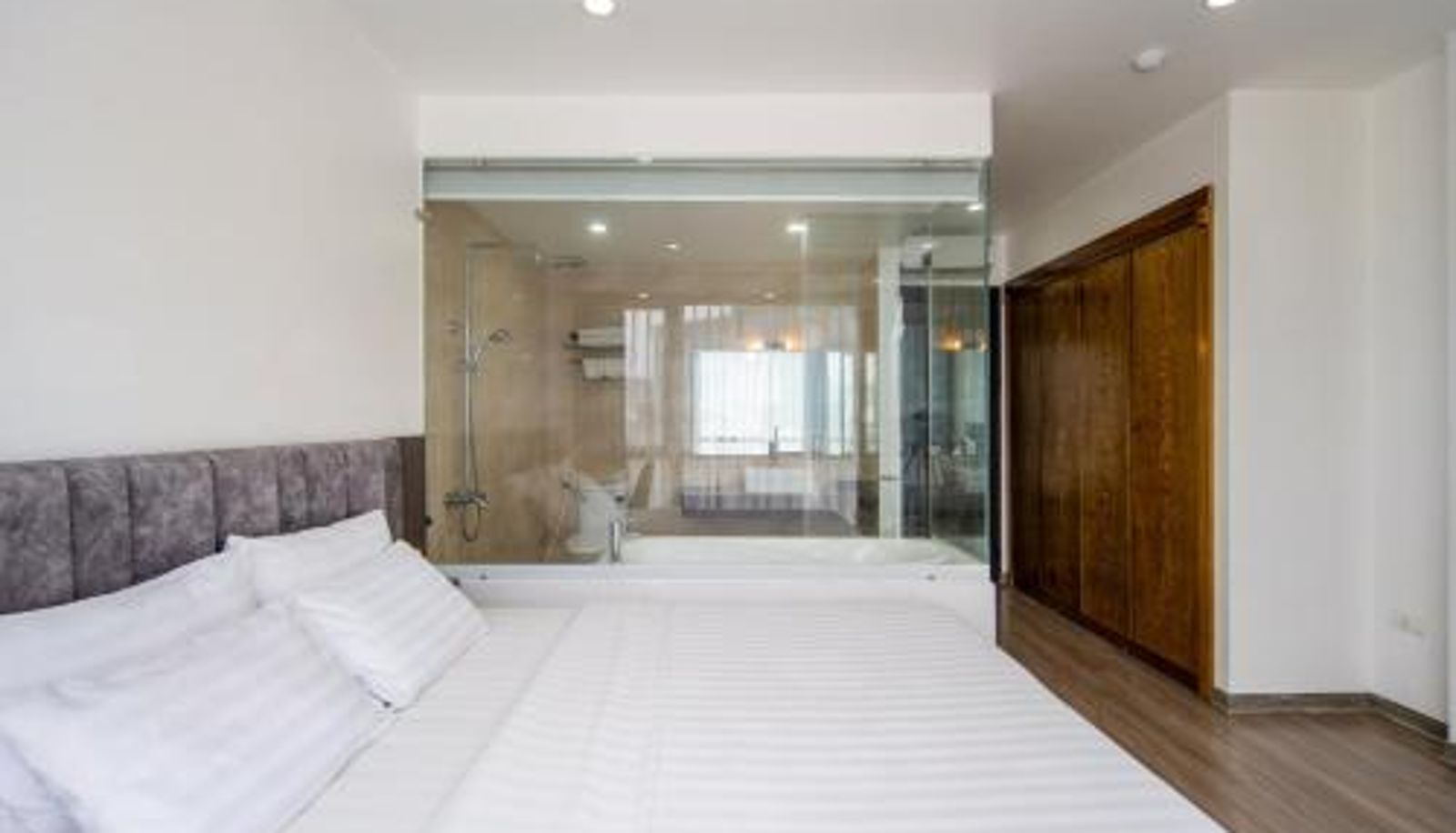 Información - Granda Suites Hanoi