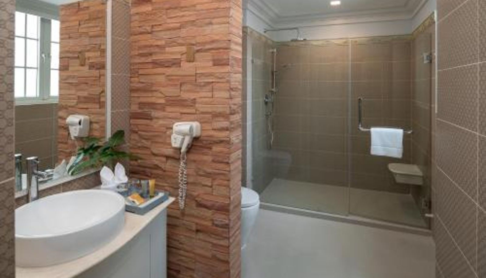 Bagno - Kingston Suites Bangkok Sukhumvit 15 by Kingston Hotels