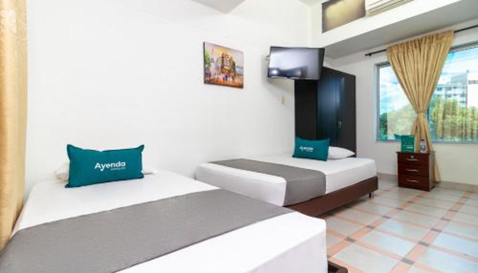 Kamer - Ayenda Oporto Suites