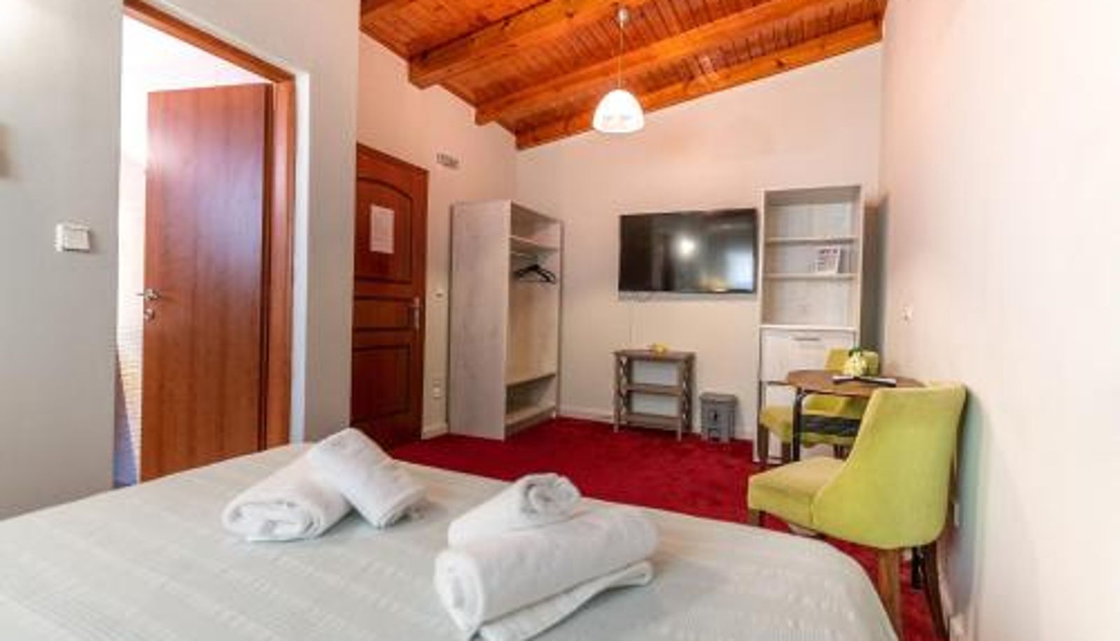Info - Apartments Tina FREE transfer from-to the airport