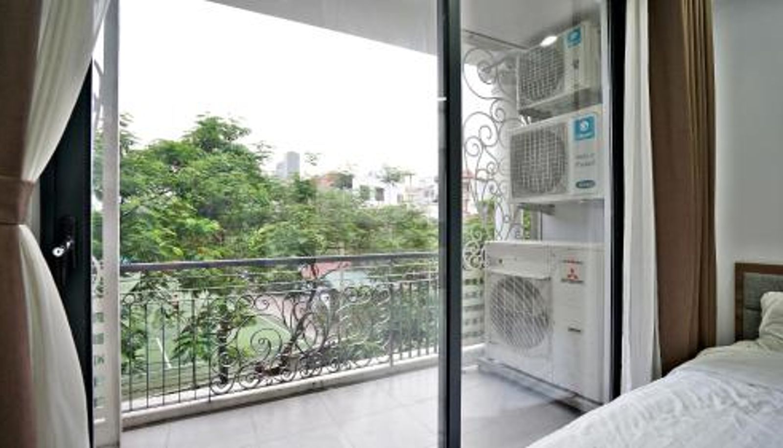 Appartamento - ARL Trinh Cong Son Hotel