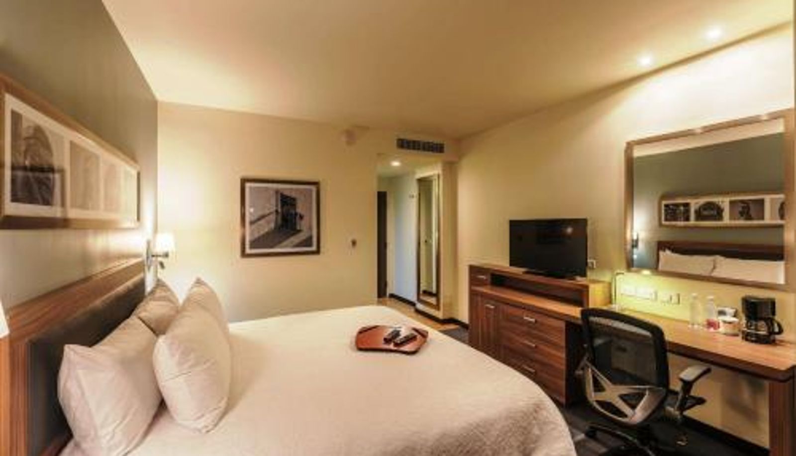 Chambre - Hampton Inn & Suites by Hilton Salamanca Bajio