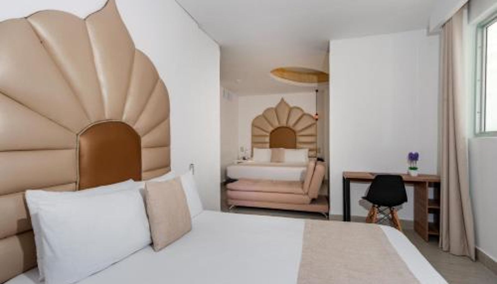 Camera - Hotel Cartagena Dubai