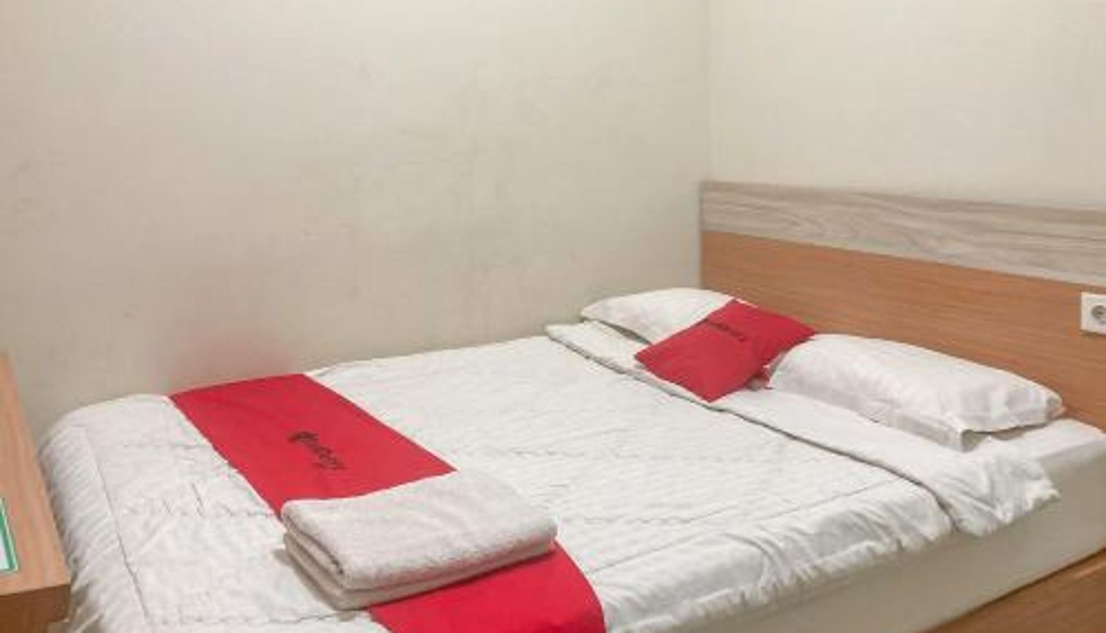 Habitación - RedDoorz Syariah @ Boemi Guesthouse Tasikmalaya