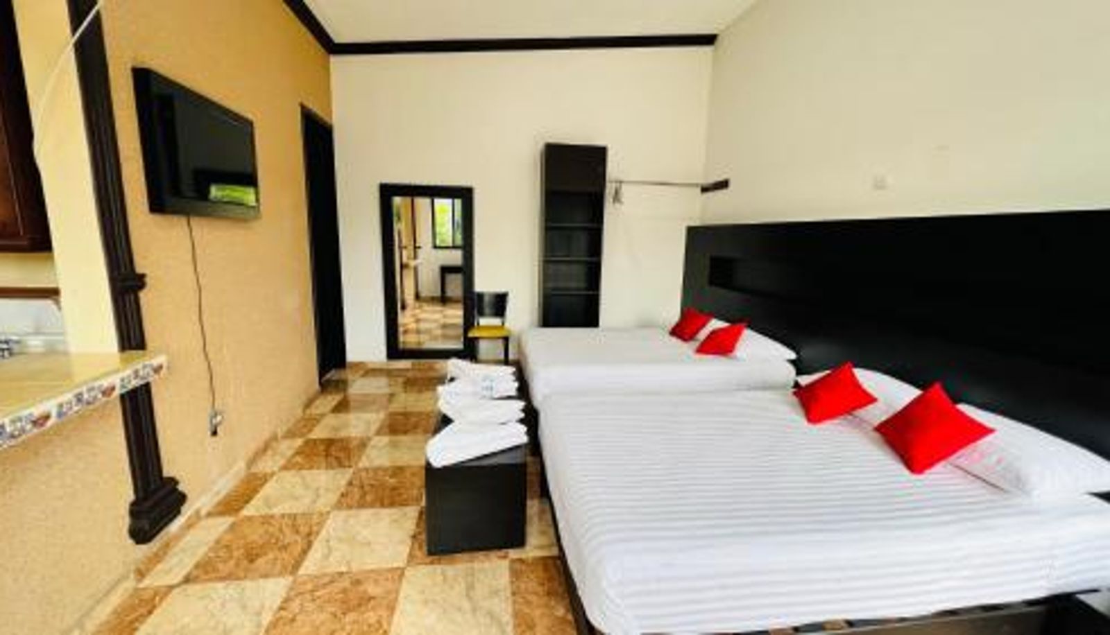 Información - Hotel Villa Pralaya
