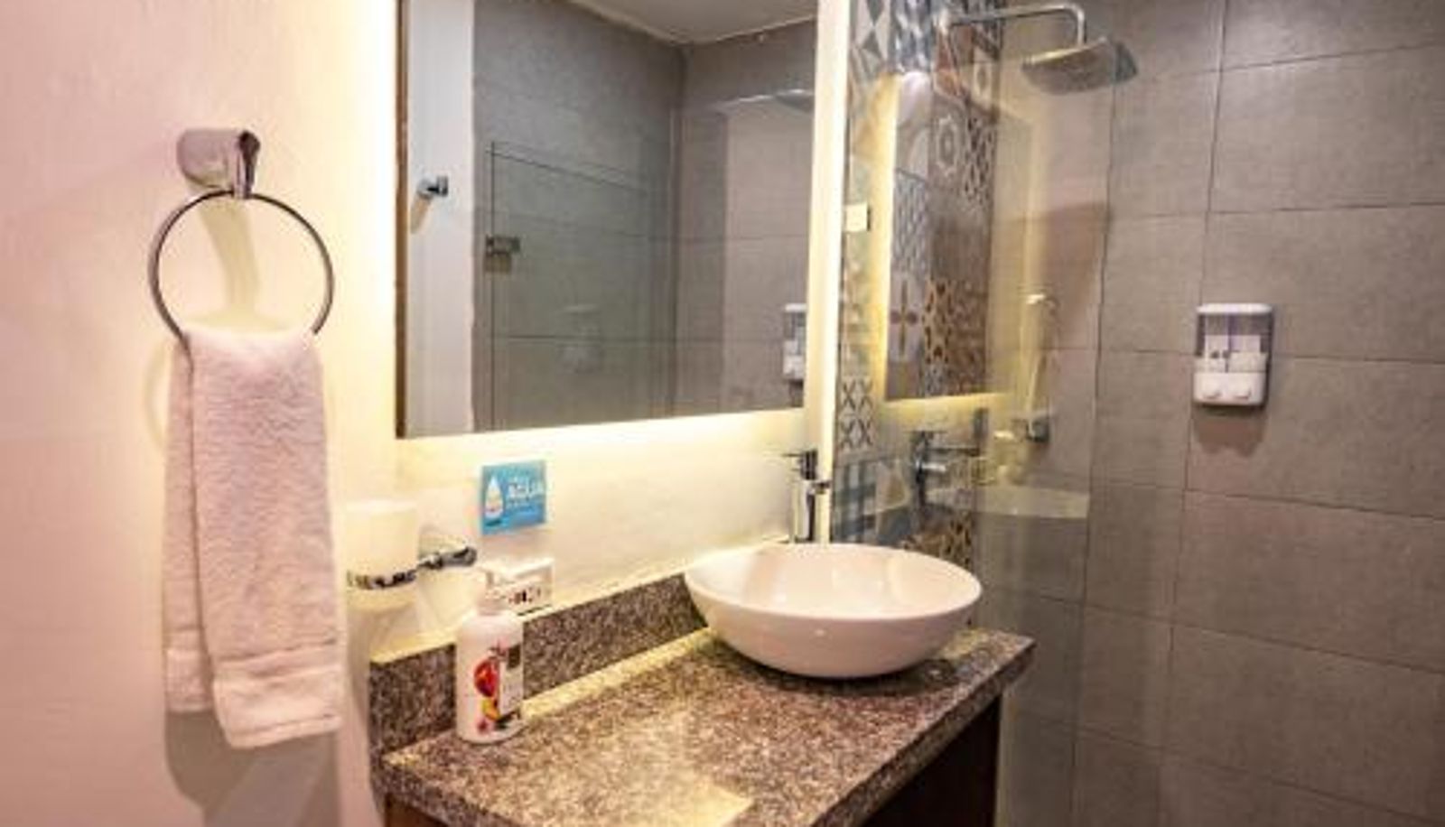 Bathroom - Hotel Amoek