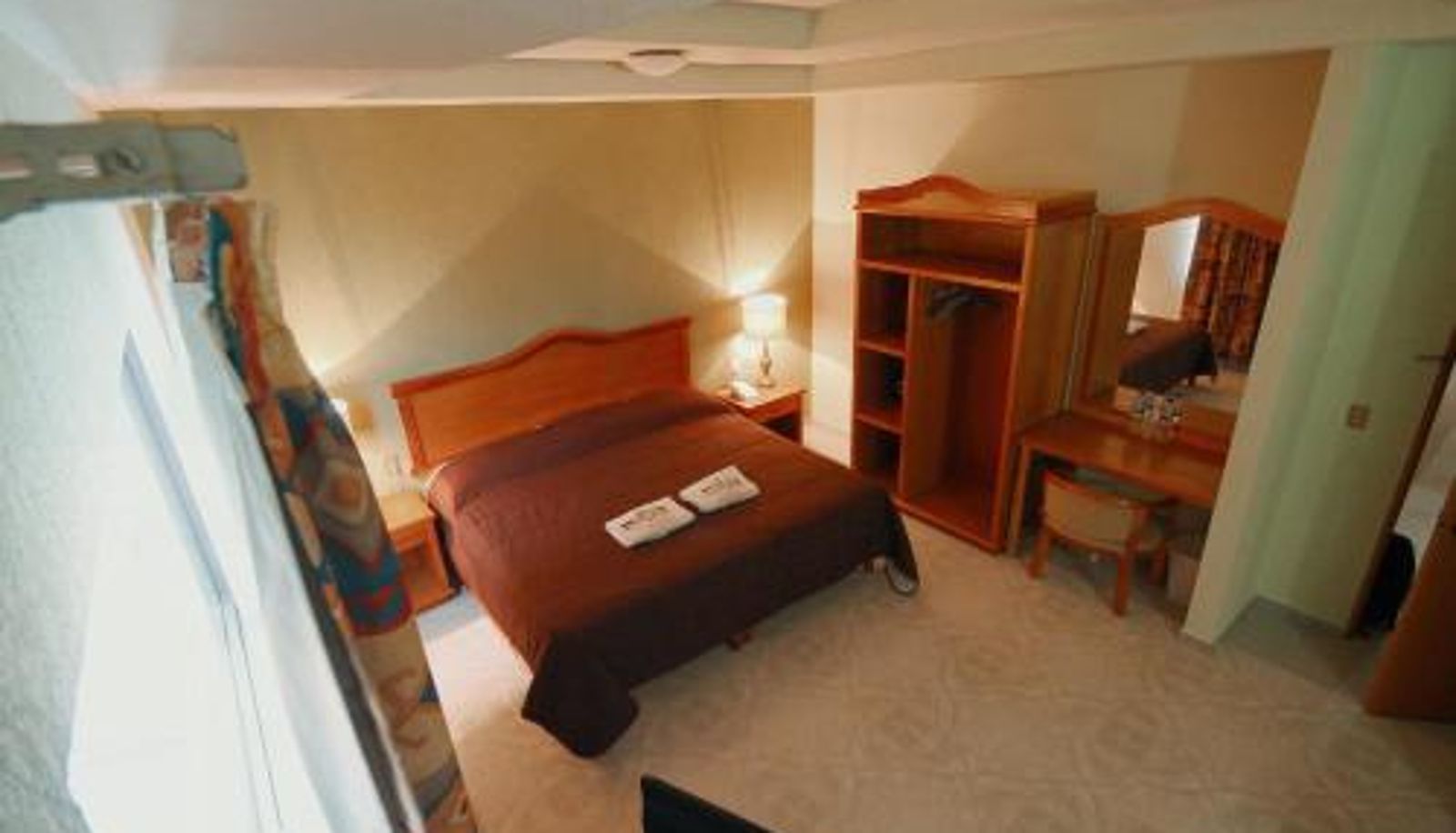 Información - HOTEL EL CONQUISTADOR MONARCA.