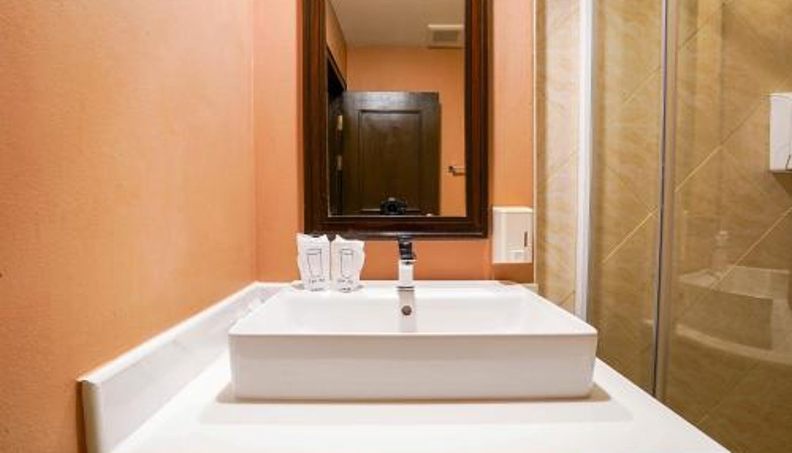 Bagno - Baan Sukhumvit Soi 20