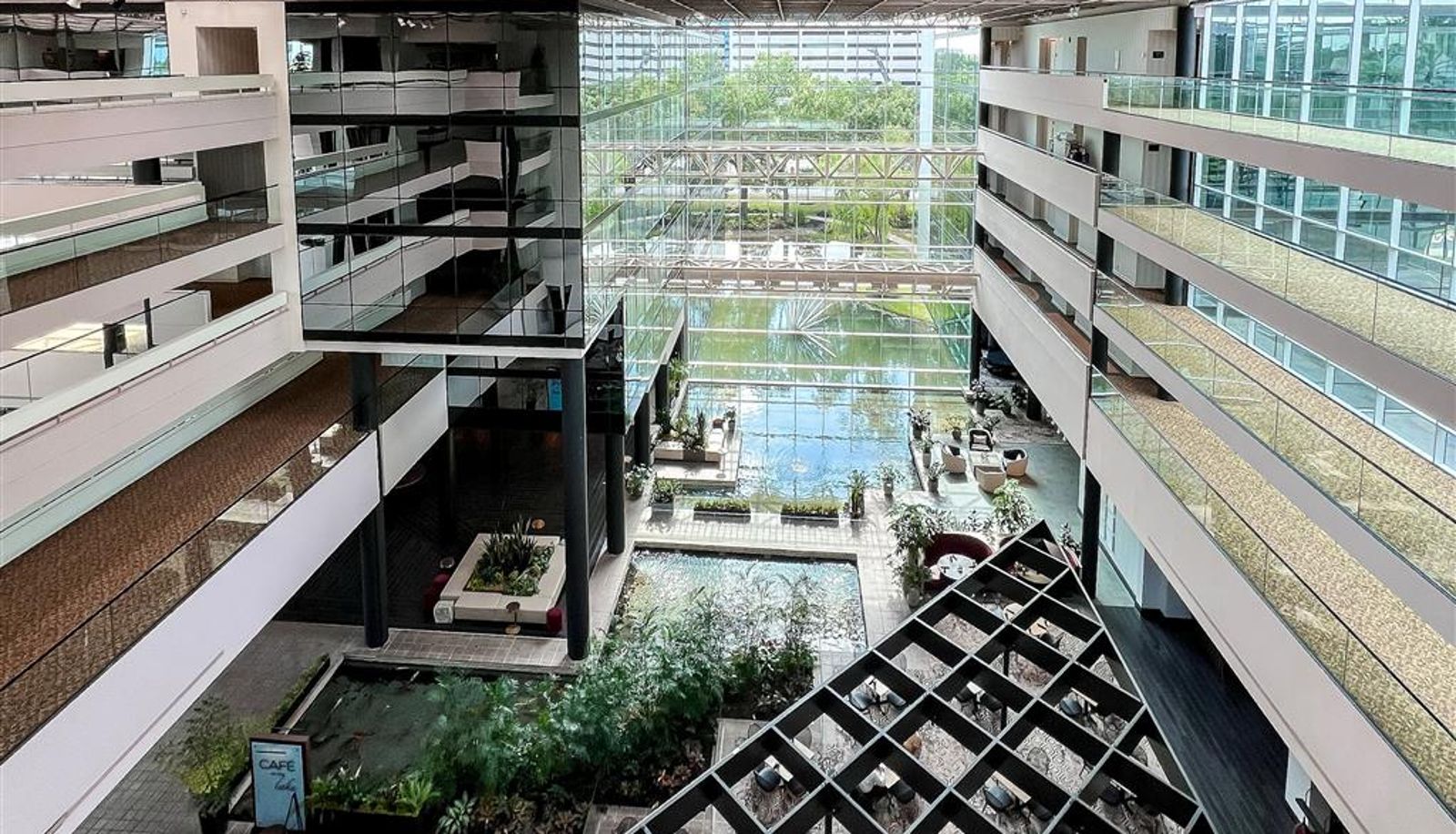 Hall - Hyatt Regency Houston West
