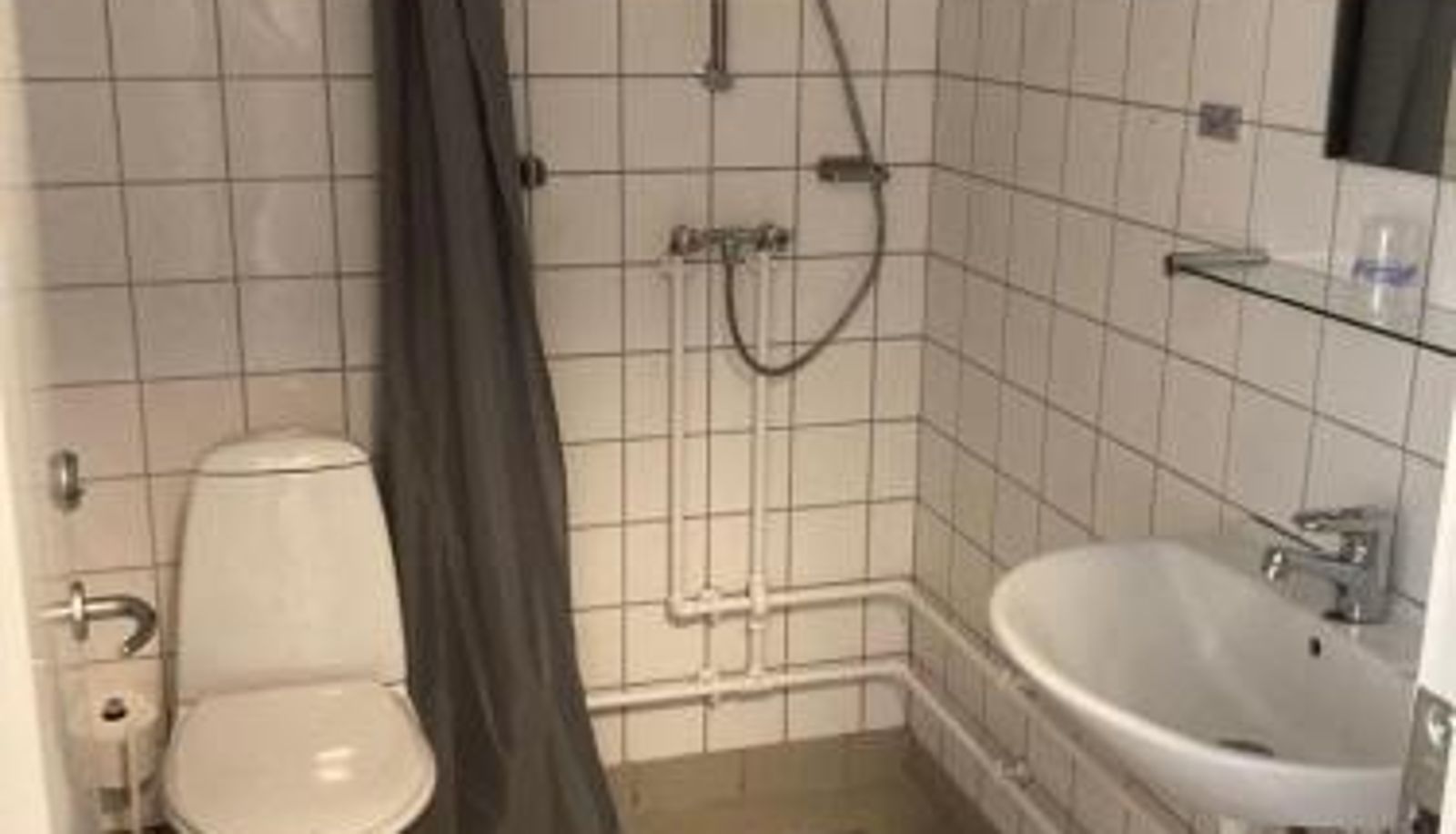 Badezimmer - Motel Trafikcenter Sæby