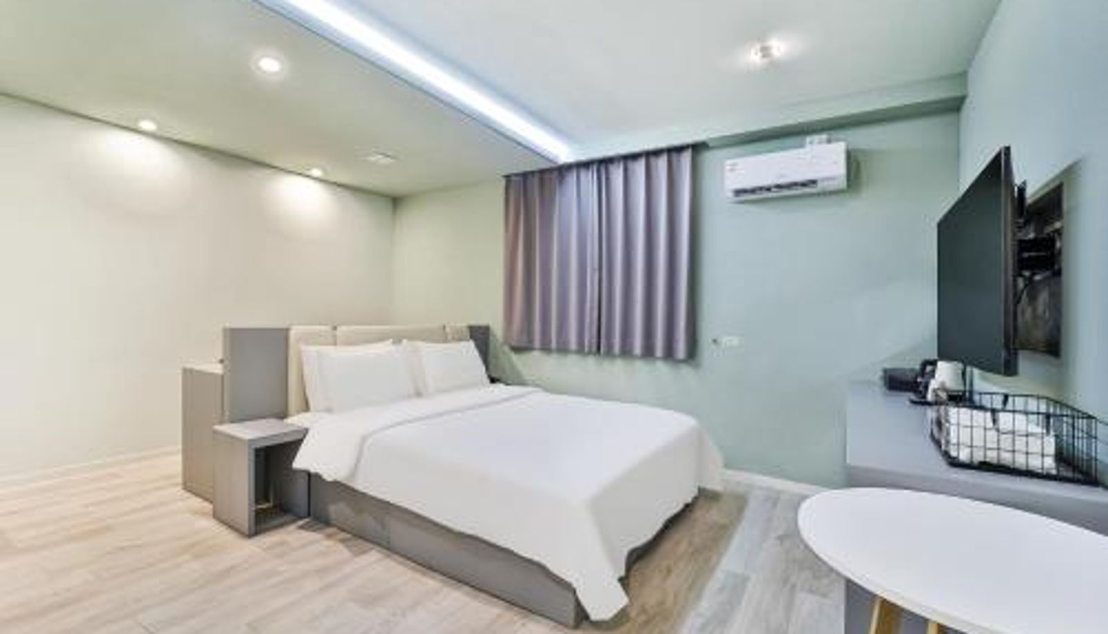 Info - Sloth Hotel Busan Seomyeon