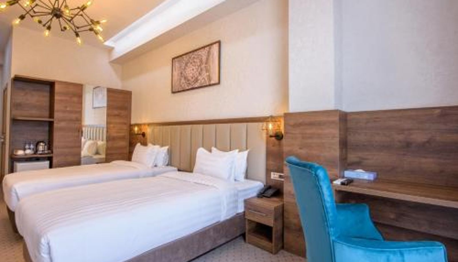 Info - Corner Hotel Tashkent