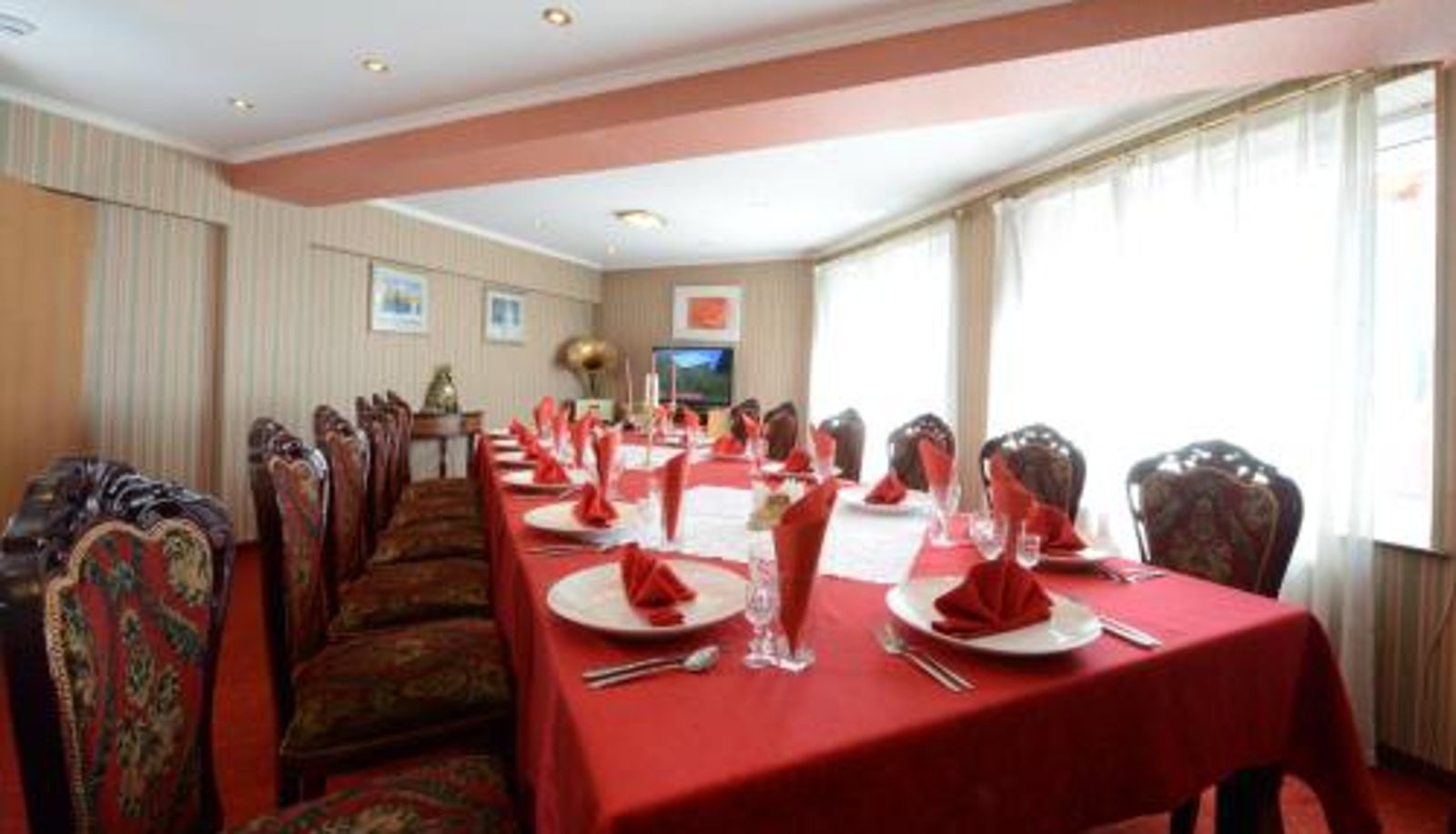 Breakfast room within the restaurant - Narantuul Hotel
