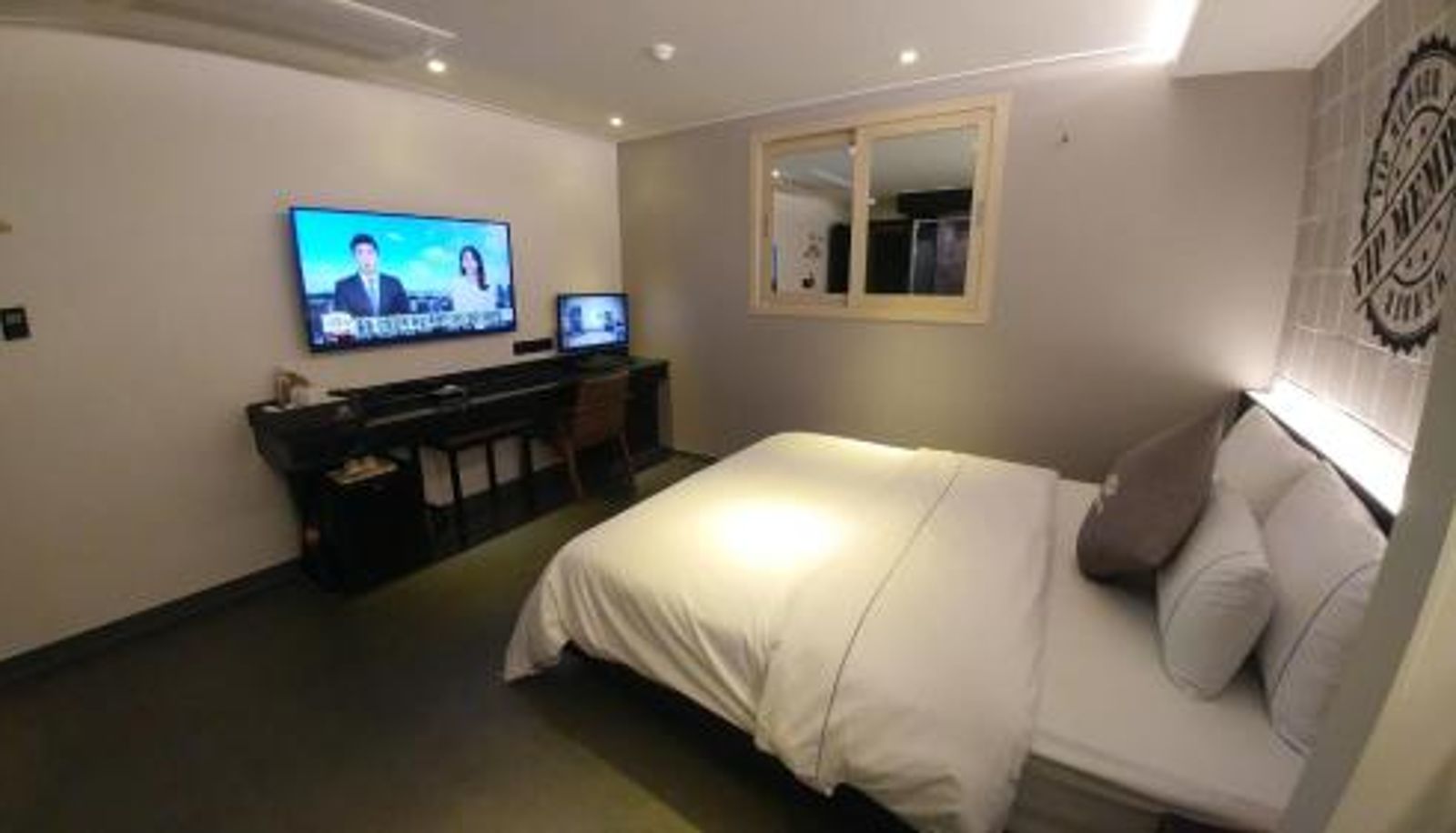 Frühstücksraum innerhalb des Restaurants - Vovo Hotel