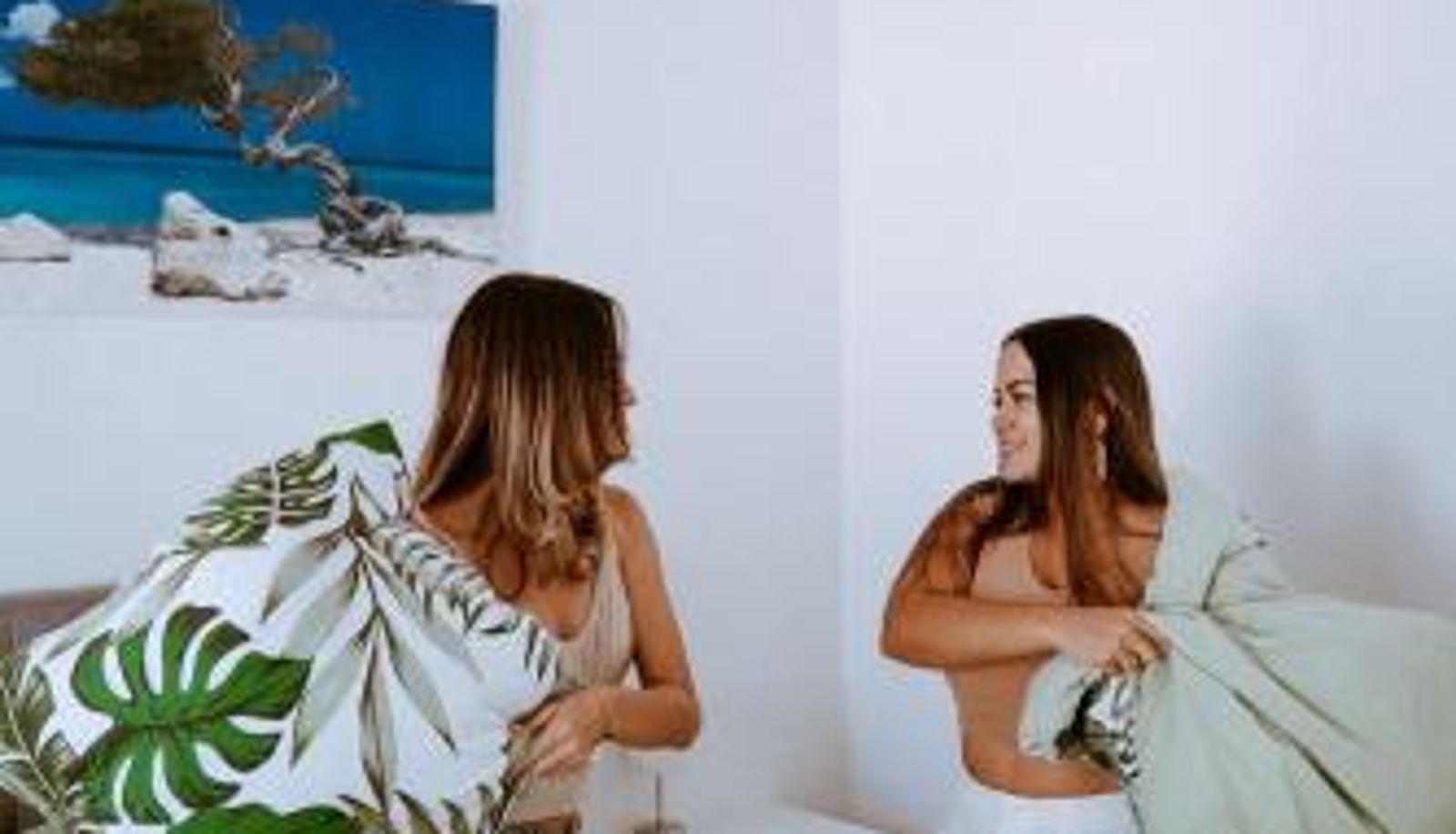 Información - The Palm Leaf Apartments
