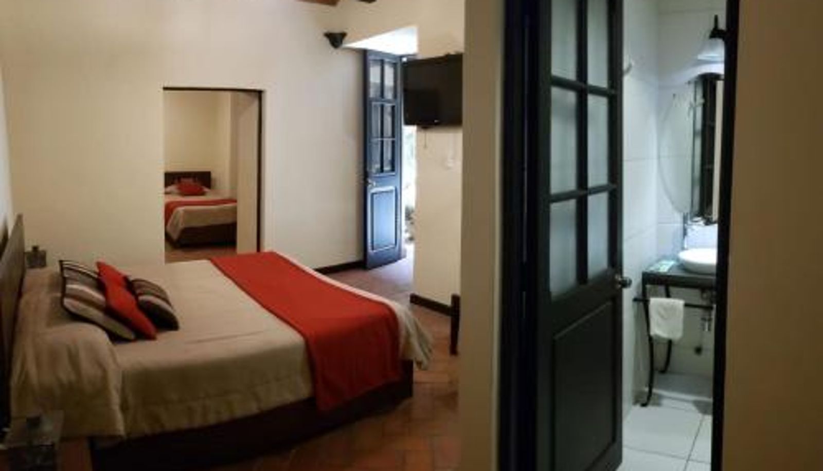 Chambre Standard - Hotel Naira