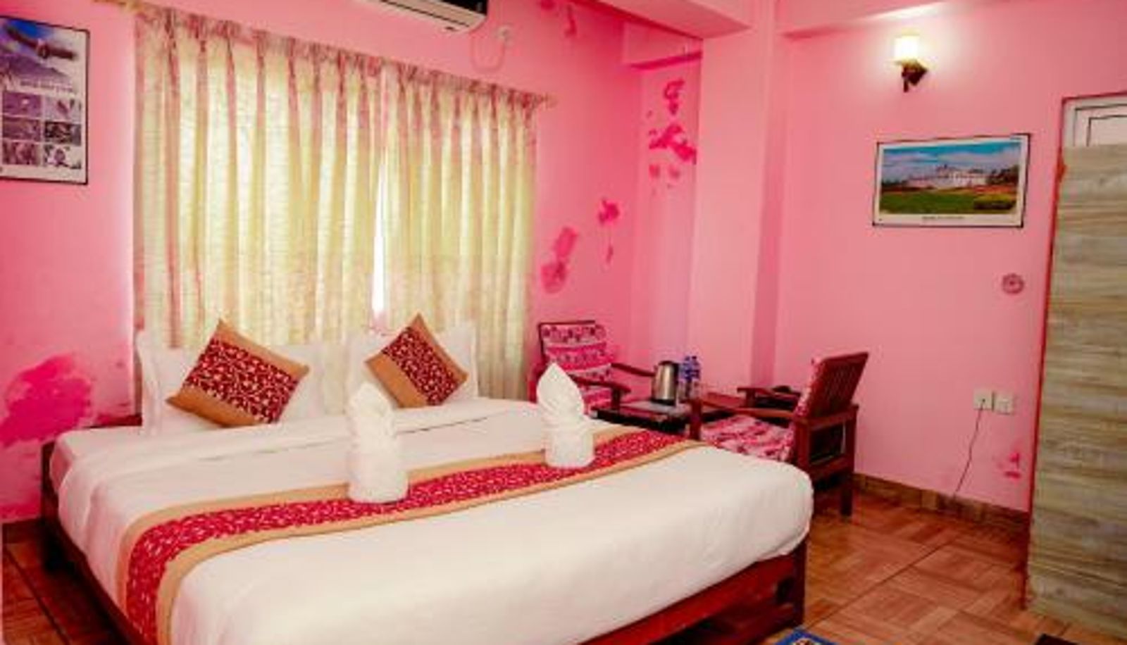 Standard room - Hotel Peace Stupa