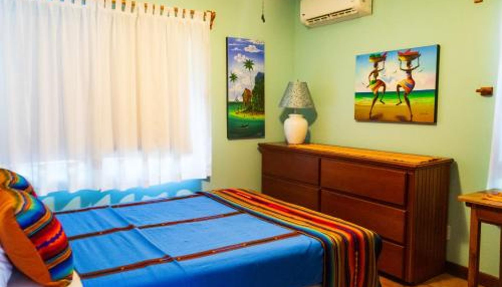 Room - Isla Bonita Yacht Club