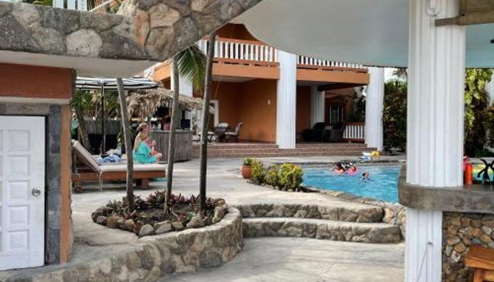 Información - Lighthouse Beach Villas